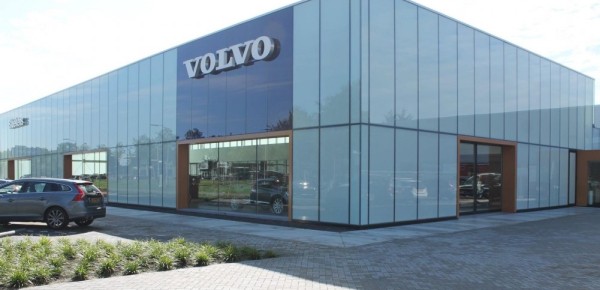 Volvo flagship store 01a.jpg